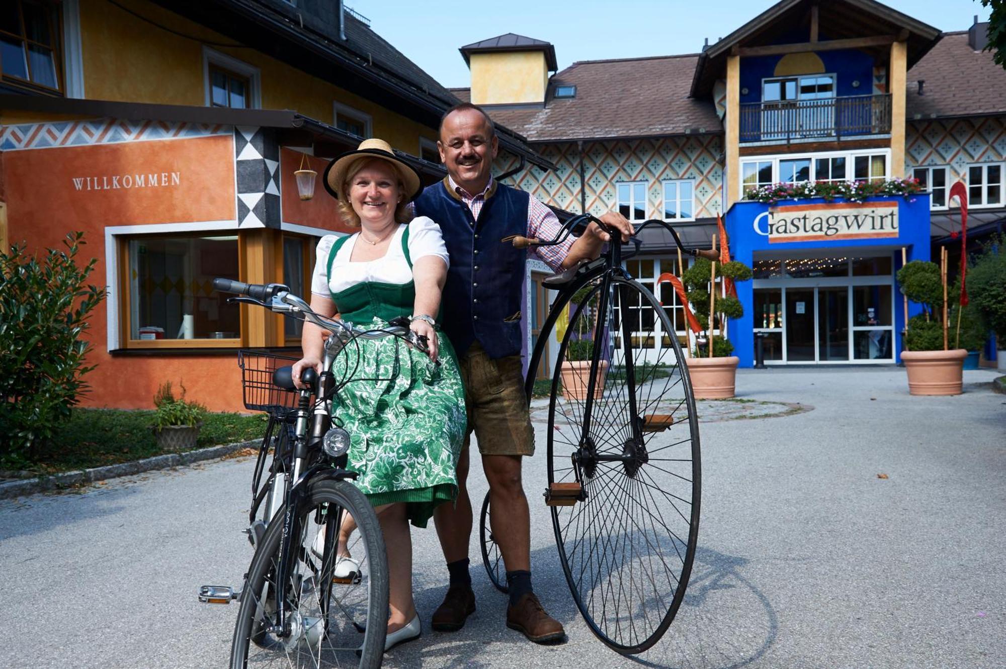 Gastagwirt Hotel Eugendorf Bagian luar foto
